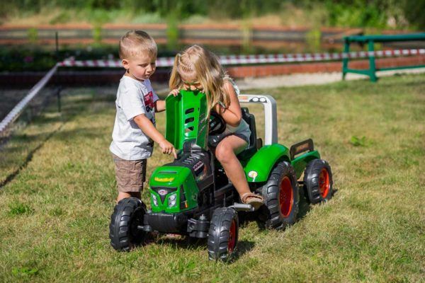 Дитячий трактор на педалях з причепом Falk (колір - зелений) (2021AB) 2021AB фото