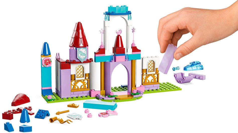 Конструктор LEGO Disney Princess Творчі замки диснеївських принцес 43219 43219 фото