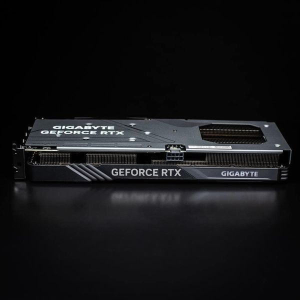Відеокарта GIGABYTE GeForce RTX 4060 8GB GDDR6 GAMING OC (GV-N4060GAMING_OC-8GD) GV-N4060GAMING_OC-8GD фото