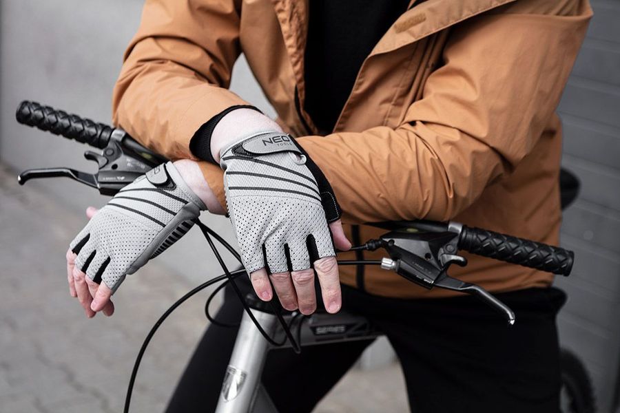 Рукавички велосипедні Neo Tools, синтетична шкіра, протиковзкі, антивібраційне набивання, р. L, білий (91-016-L) 91-016-L фото