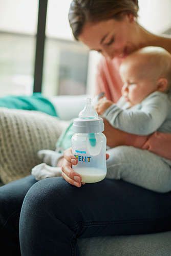 Подарочный набор Avent Anti-colic с клапаном AirFree™ (SCD807/00) - Уцінка SCD807/00 фото