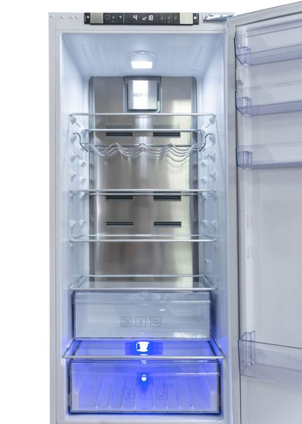 Холодильник Beko встр. с нижн. мороз., 194x55x55, холод.отд.-215л, мороз.отд.-69л, 2дв., А++, NF, белый (BCNA306E3S) BCNA306E3S фото