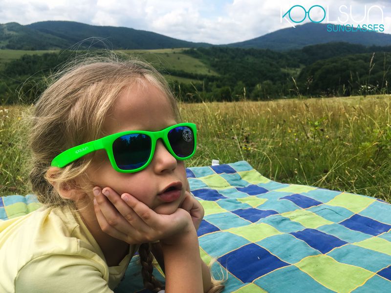 Дитячі сонцезахисні окуляри Koolsun неоново-зелені серії Wave (Розмір: 3+) KS-WANG003 KS-WABA003 фото