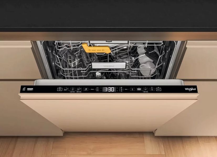 Посудомоечная машина Whirlpool встраиваемая, 14компл., A+++, 60см, дисплей, 3й корзина, белая W8IHT58T фото