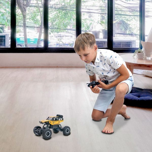 Автомобіль OFF-ROAD CRAWLER на р/в - ROCK SPORT (золотий, акум. 3,6V, метал. корпус, 1:20) - Уцінка 100382 фото
