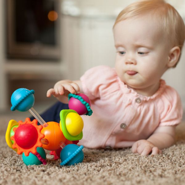 Іграшка-прорізувач Сенсорні кулі Fat Brain Toys Wimzle (F136ML) F136ML фото