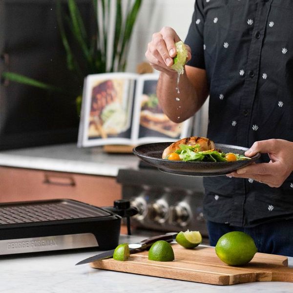 Гриль George Foreman барбекю Smokeless BBQ Grill, 1606Вт, темп. режимів-3, з`ємні пластини, пластик, чорний (25850-56) 25850-56 фото