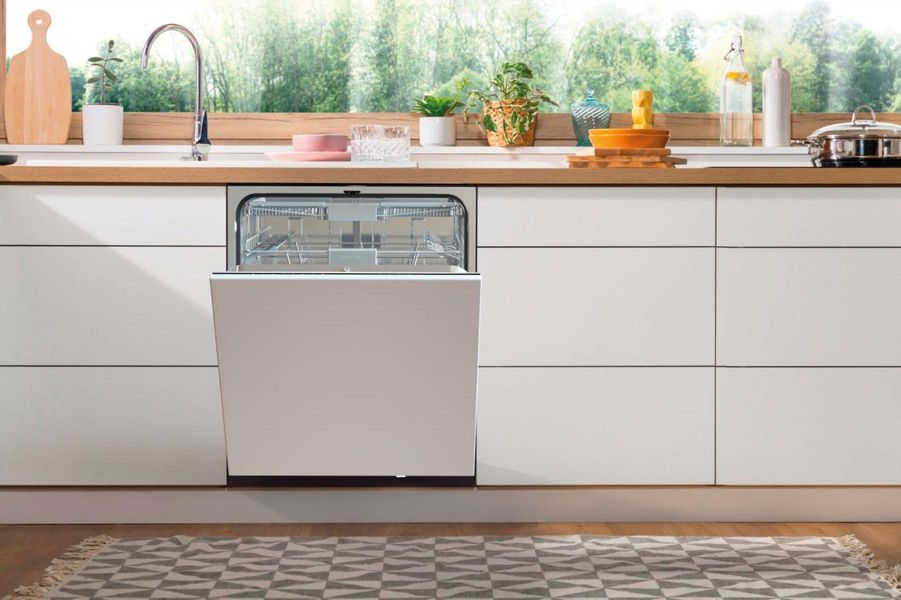 Посудомийна машина Gorenje вбудовувана, 16компл, інверторн, A+++, 60см, TotalDry, 3 кошики, білий - Уцінка GV693C60XXL фото