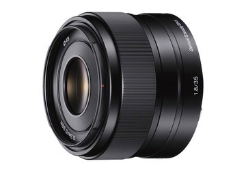 Объектив Sony 35mm, f / 1.8 для камер NEX (SEL35F18.AE) SEL35F18.AE фото