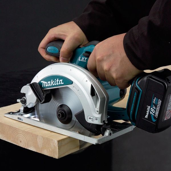 Пила дискова Makita DHS 680 Z акумуляторна SOLO (DHS680Z) DHS680Z фото