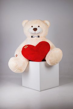 Великий Плюшевий ведмідь з серцем Yarokuz Річард 2 метра Персиковий (YK0065) YK0098 фото