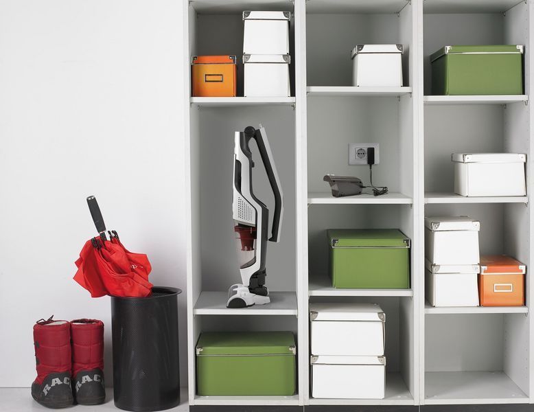 Пилосос Gorenje бездротовий, 162Вт, конт пил -0.5л, автон. робота до 60хв, HEPA, 2 в 1, підсвічування, індикатор, синій (SVC216GFW) SVC216GFW фото
