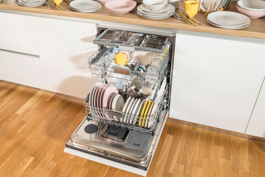 Посудомийна машина Gorenje вбудовувана, 16компл, інверторн, A+++, 60см, TotalDry, Wi-Fi, 3 кошики, білий (GV693C60UVAD) GV693C60UVAD фото