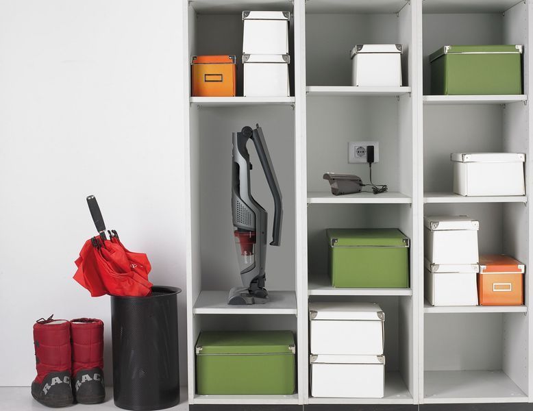 Пилосос Gorenje бездротовий, 155Вт, конт пил -0.5л, автон. робота до 70хв, HEPA, 2 в 1, підсвічування, індикатор, синій (SVC252GFA) SVC252GFA фото
