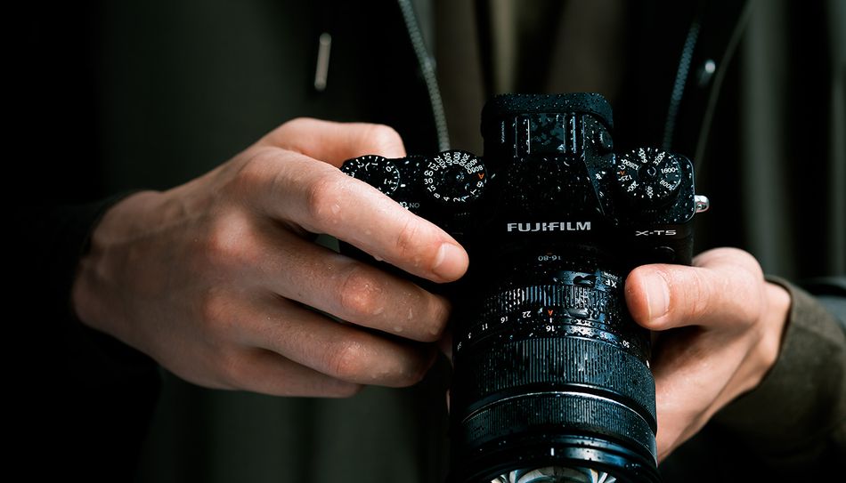 Цифр. фотокамера Fujifilm X-T5 + XF 18-55mm F2.8-4 Kit Black (16783020) 16783020 фото