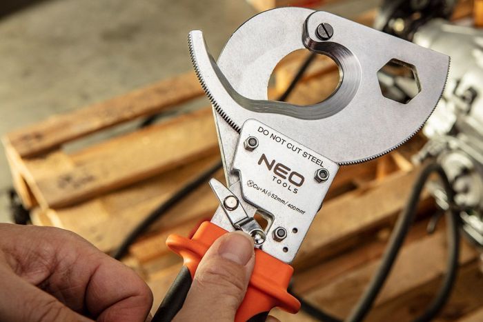 Кабелеріз Neo Tools, для мідних та алюмінієвих кабелів до 52мм, з тріскачкою, 400мм, CrV (01-401) 01-401 фото
