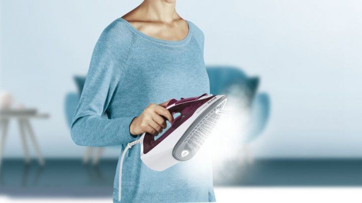Праска Tefal Express Steam, 2400Вт, 270мл, паровий удар -160гр, постійна пара - 30гр, керам. підошва, бордовий - Уцінка FV2835E0 фото