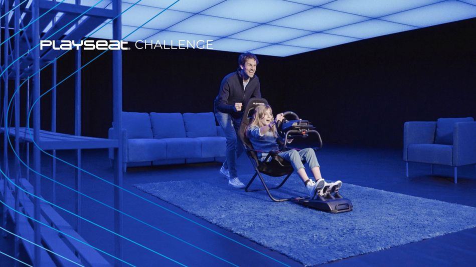 Игровое кресло с креплением для руля Playseat® Challenge - ActiFit (RC.00312) RC.00312 фото