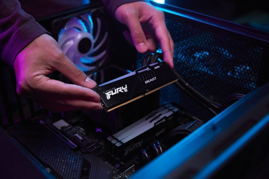 Память ПК Kingston DDR5 16GB 5600 Beast Black RGB (KF556C40BBA-16) KF556C40BBA-16 фото