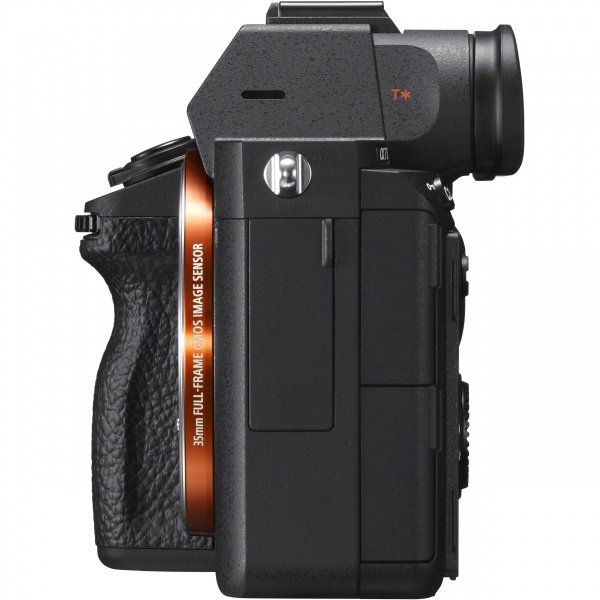 Цифр. фотокамера Sony Alpha 7M3 28-70mm Kit Black (ILCE7M3KB.CEC) ILCE7M3KB.CEC фото