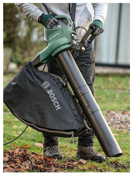Пылесос садовый Bosch Universal GardenTidy 3000, 3000Вт, мешок 50л, 576 куб/ч, 3.4кг 0.600.8B1.001 - Уцінка 0.600.8B1.001 фото