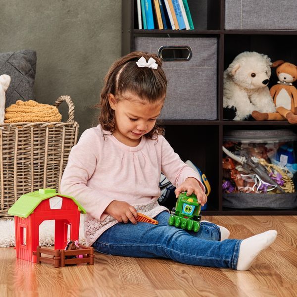 Игровой набор-конструктор John Deere Kids Собери трактор с загоном (47210) 47210 фото
