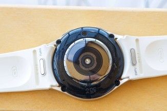 Смарт-годинник Samsung Galaxy Watch 6 40mm LTE (R935) 1.31", 432x432, sAMOLED, BT 5.3, NFC, 2/16GB, золотистий SM-R935FZEASEK фото